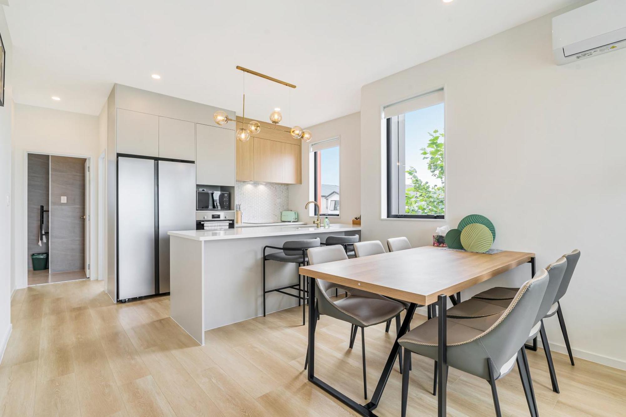 Charming Urban Townhouse Getaway Villa โอ๊คแลนด์ ภายนอก รูปภาพ