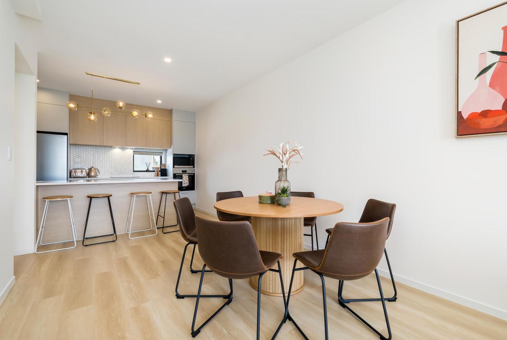 Charming Urban Townhouse Getaway Villa โอ๊คแลนด์ ภายนอก รูปภาพ
