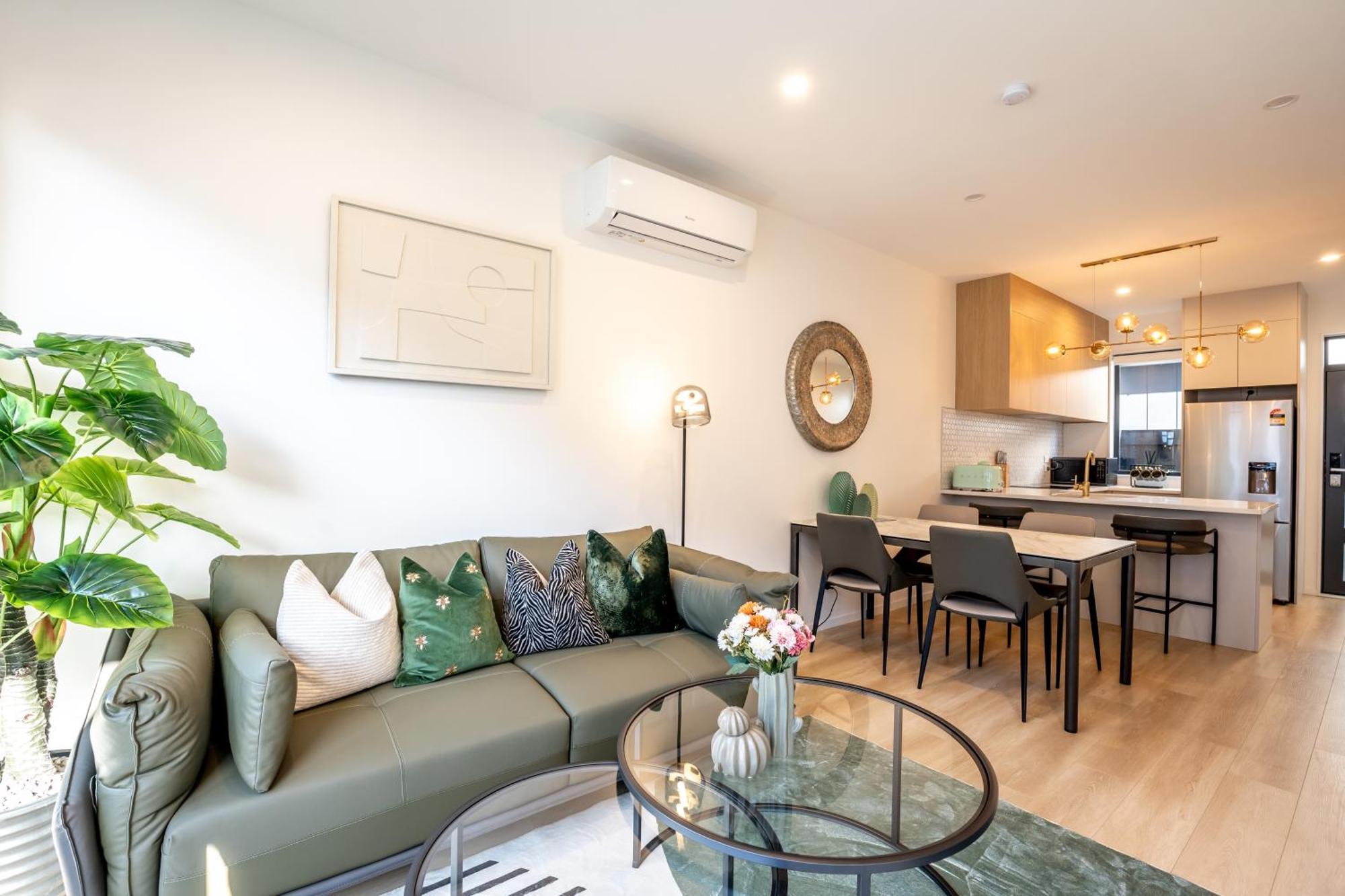 Charming Urban Townhouse Getaway Villa โอ๊คแลนด์ ภายนอก รูปภาพ