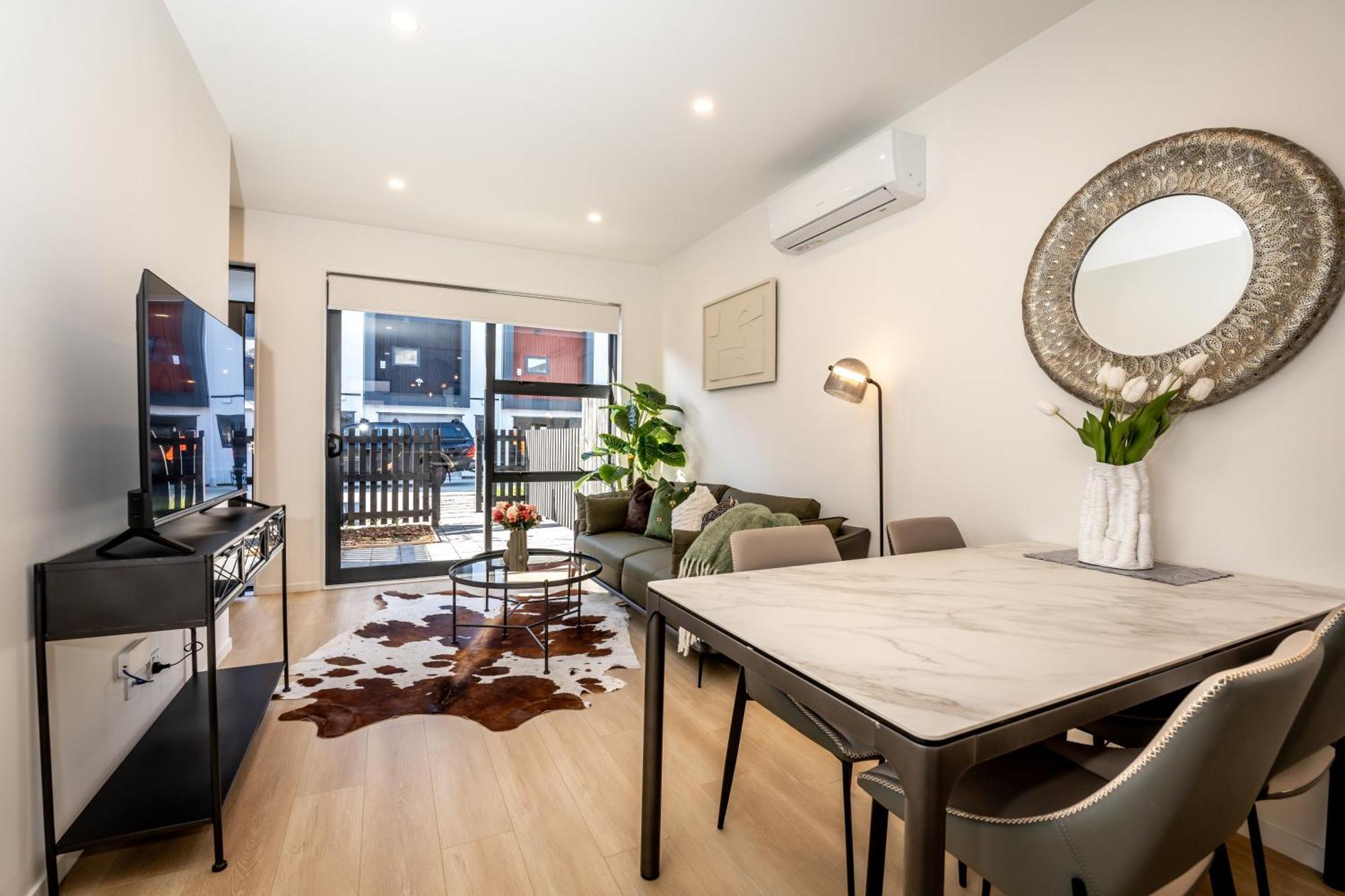 Charming Urban Townhouse Getaway Villa โอ๊คแลนด์ ภายนอก รูปภาพ